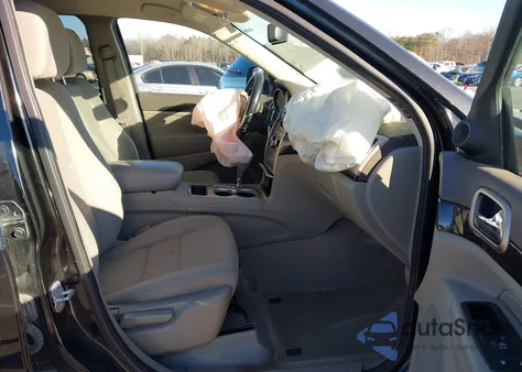 2013 Jeep Grand Cherokee Laredo z USA, uszkodzony, nr VIN 1C4RJFAG6DC607799